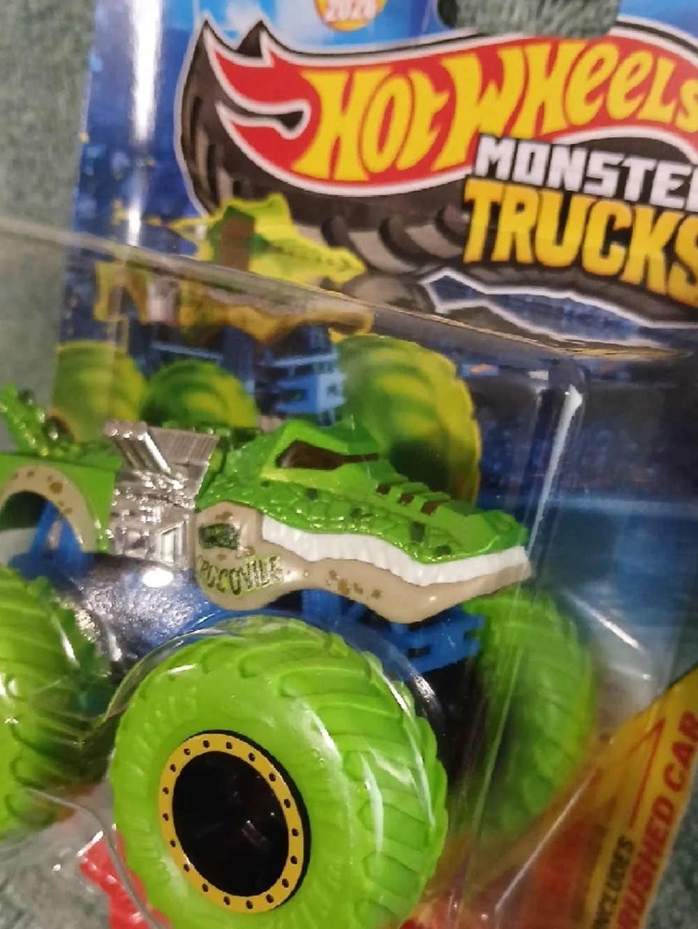 Monster Trucks Crocovile - Green Hot WHEELS Truck - Picture 2 of 5